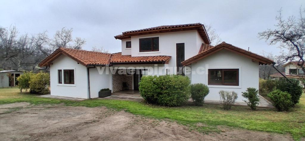 Bella Casa en Santa Rita.